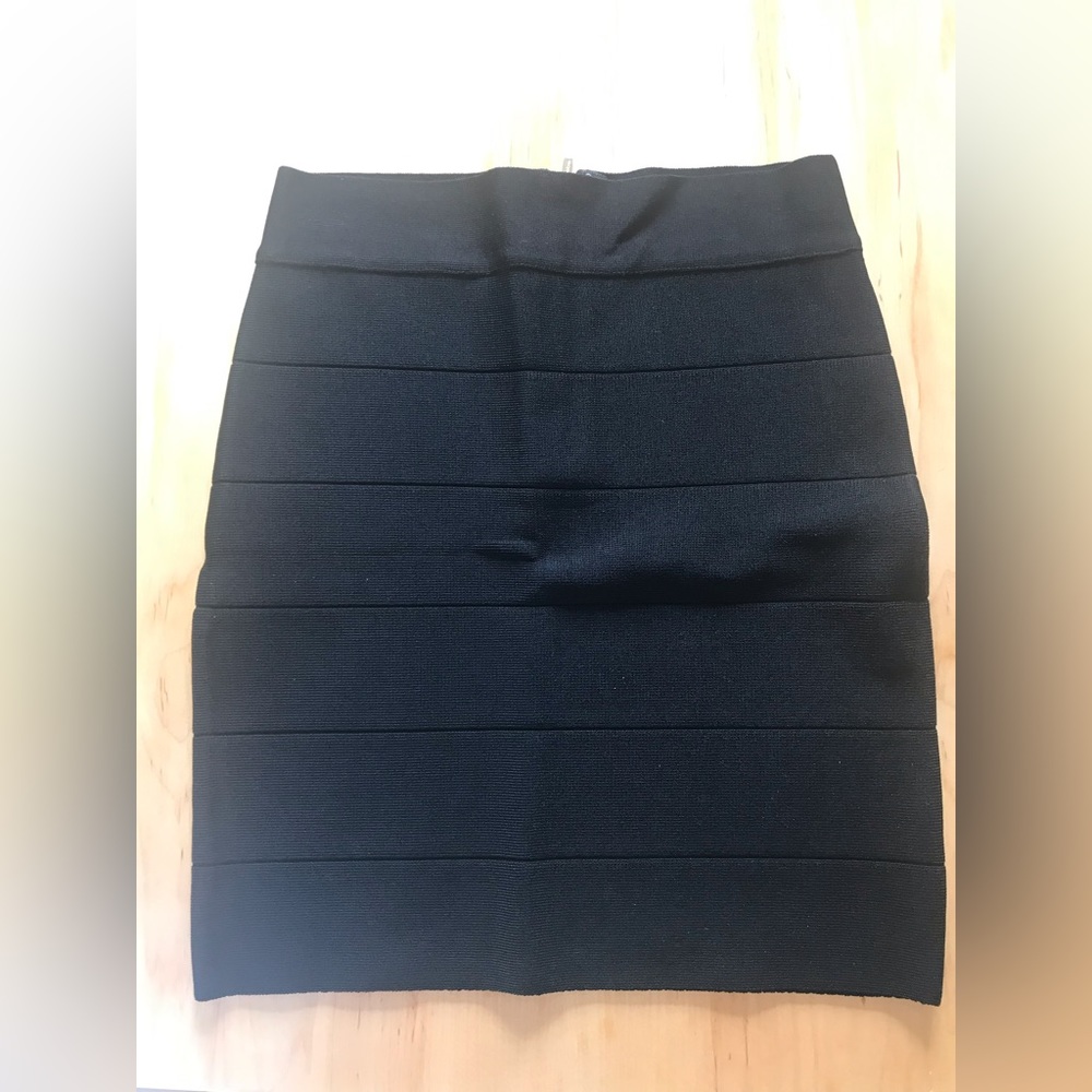 Bebe mini skirt - Picture 2 of 7